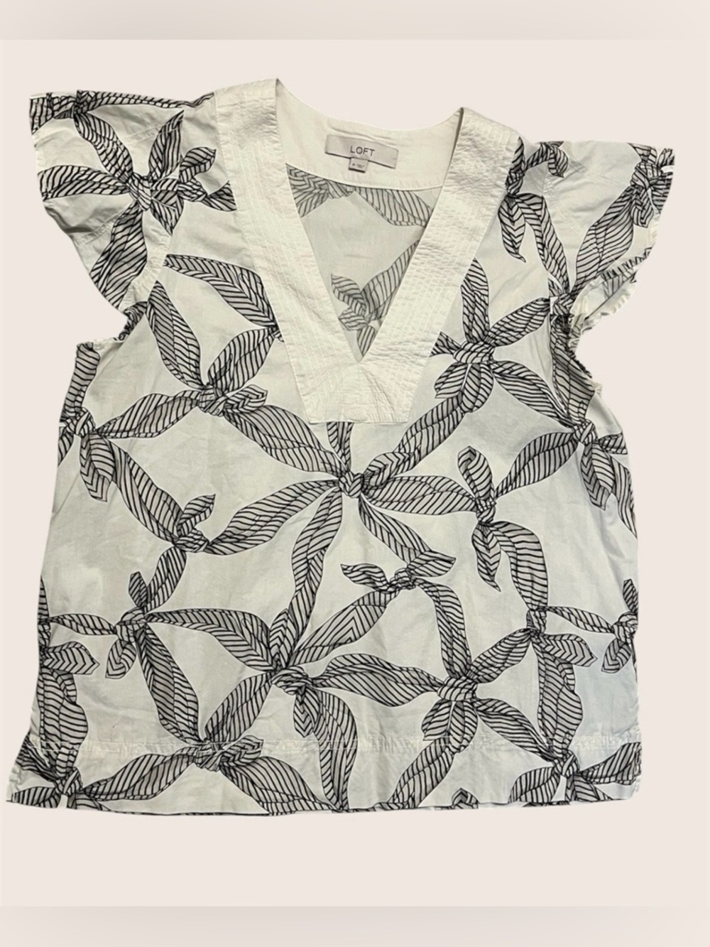 LOFT White Top with Black Leaf-Stripe Print and V-Neck size m